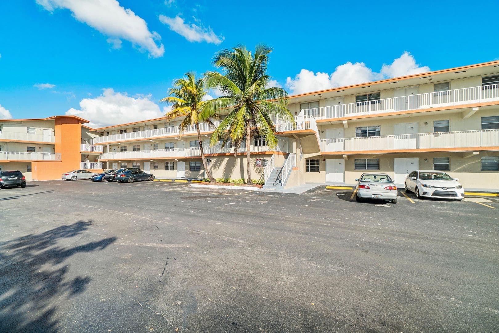Miami Apartment: 1401 North West 103rd Street