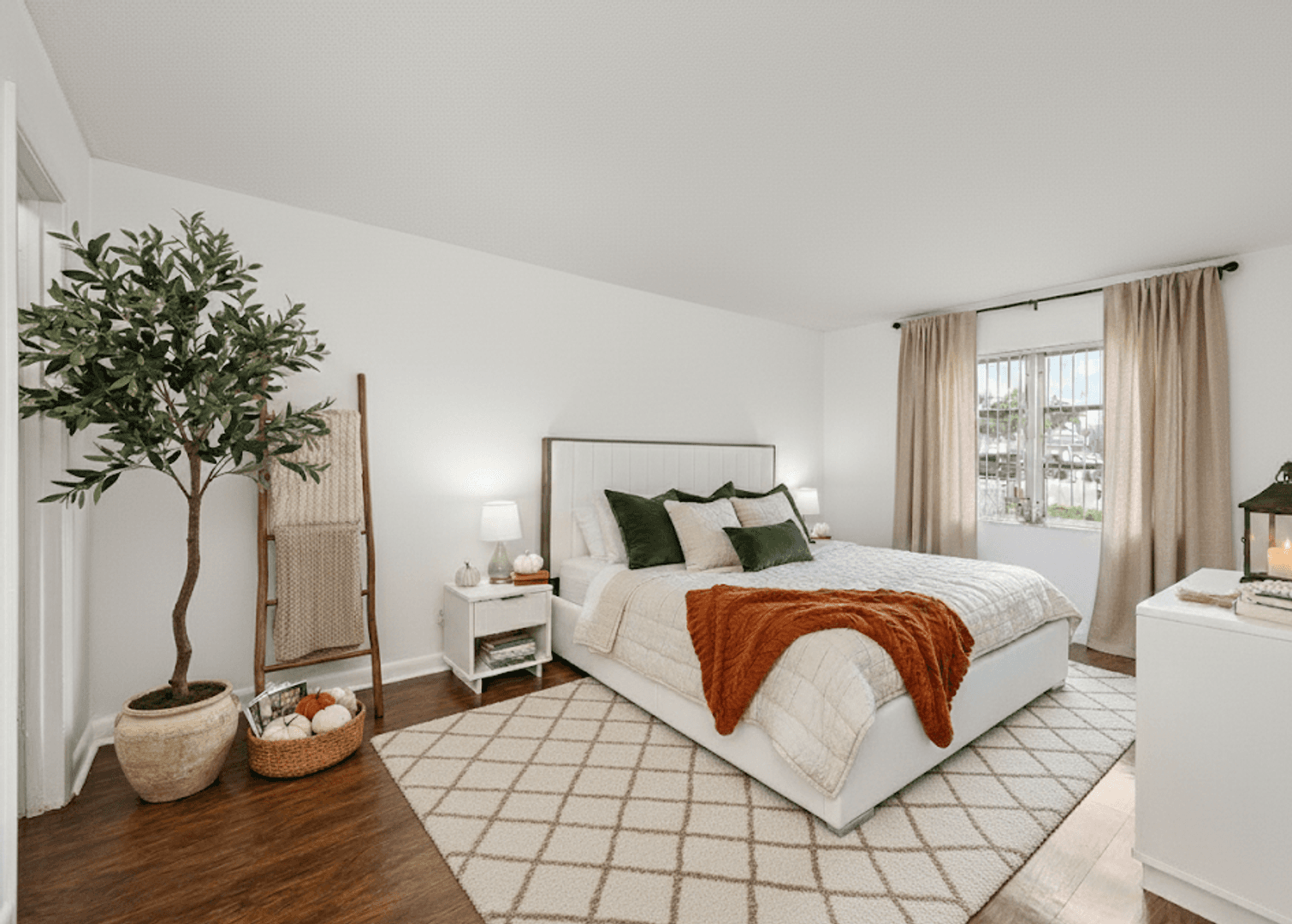 North Lauderdale Apartment: 8140 SW 22nd St