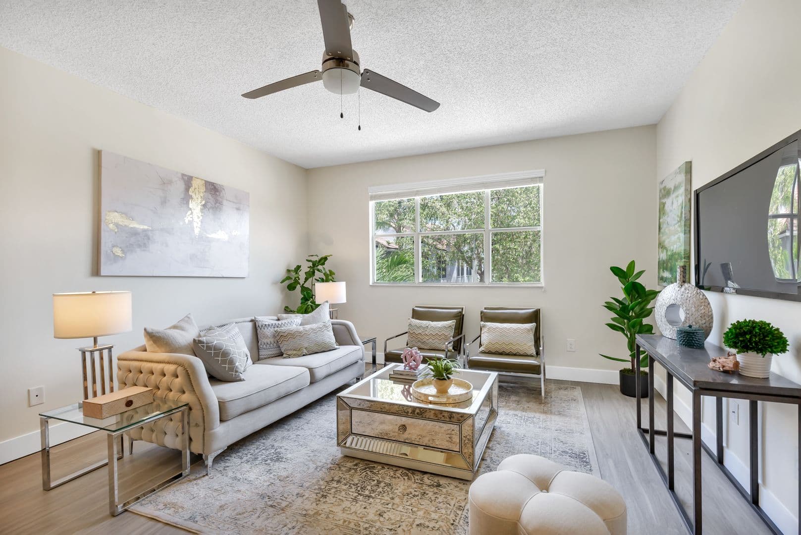 Coral Springs Townhome: 3400 Coral Springs Dr