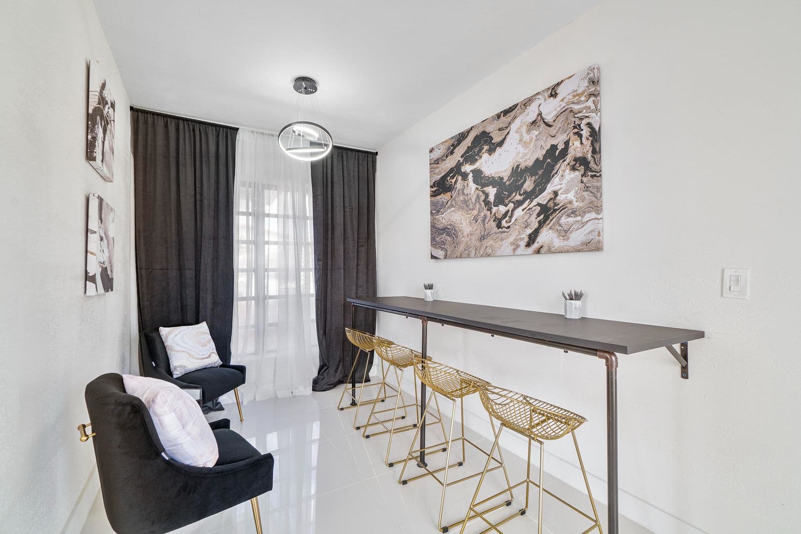Miami Apartment: 1401 North West 103rd Street