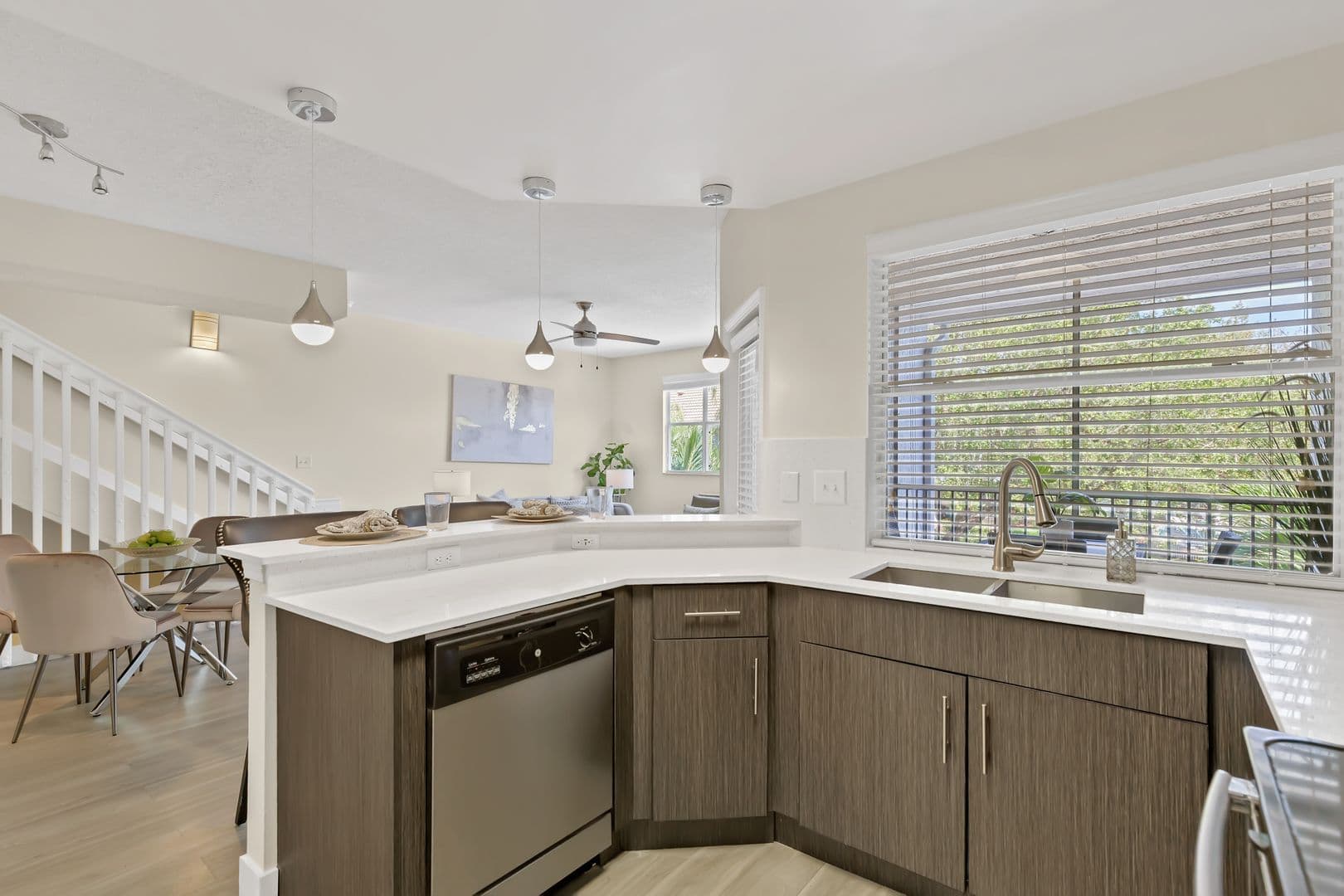 Coral Springs Townhome: 3400 Coral Springs Dr
