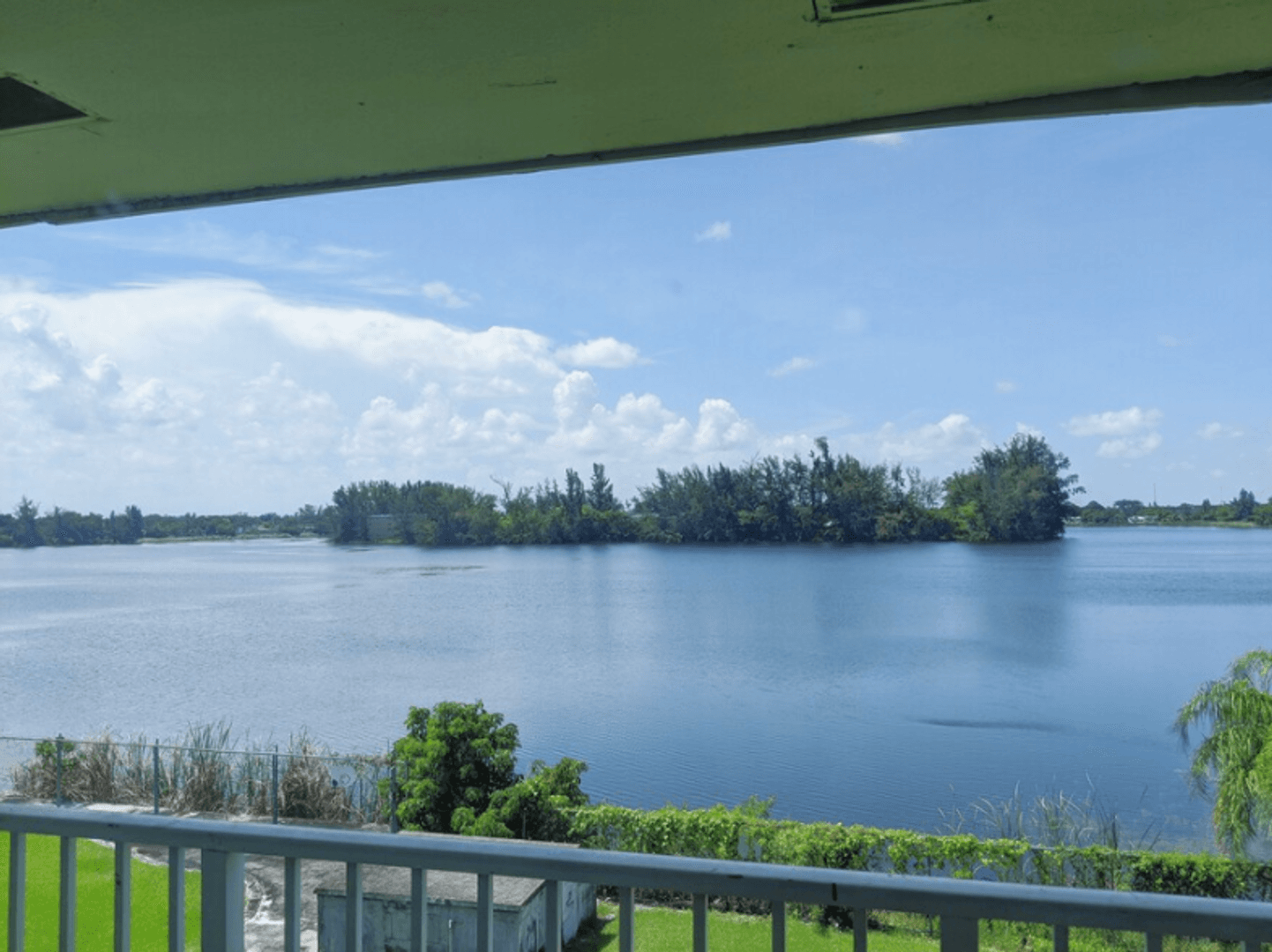 Miami Apartment: 1401 North West 103rd Street
