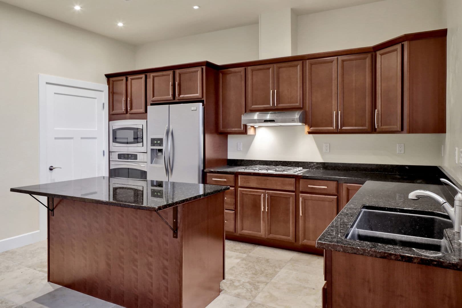 Bellingham Apartment: 1203 W Holly St