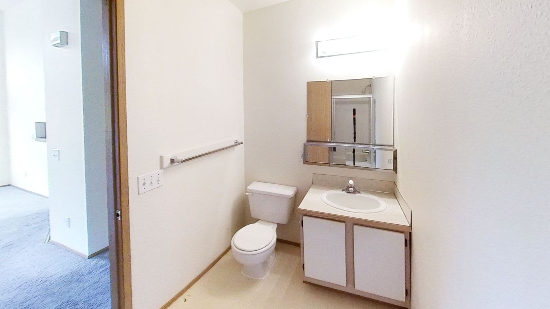 Bellingham Apartment: 3206 W. Maplewood