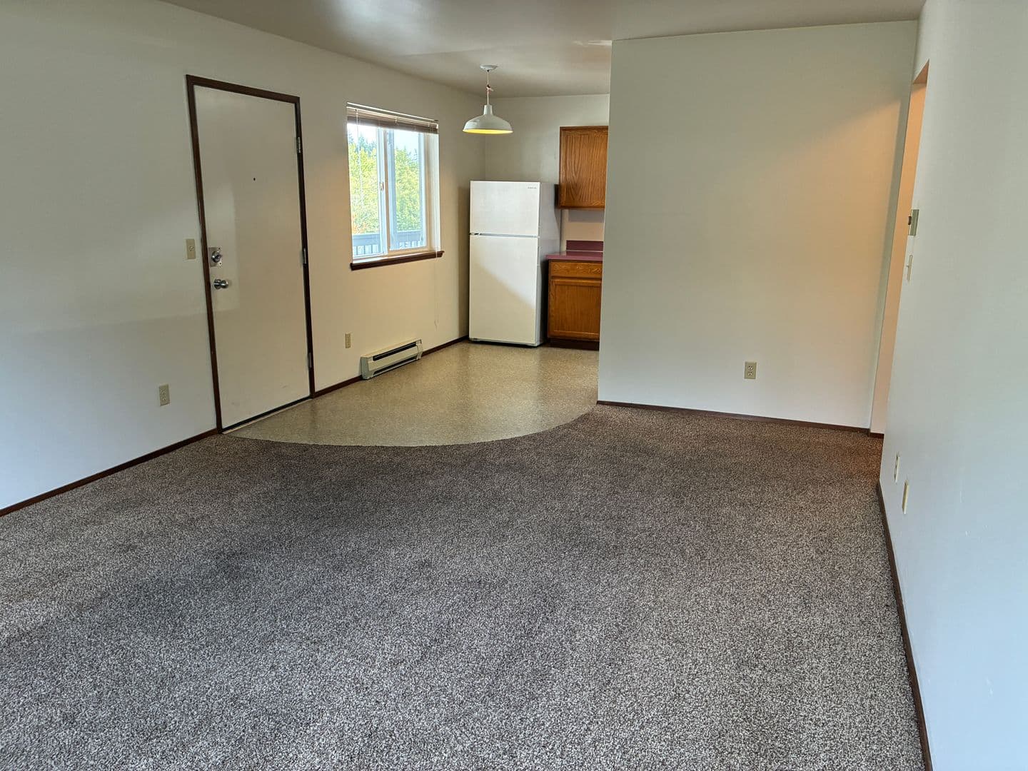 Bellingham Apartment: 907 21st St