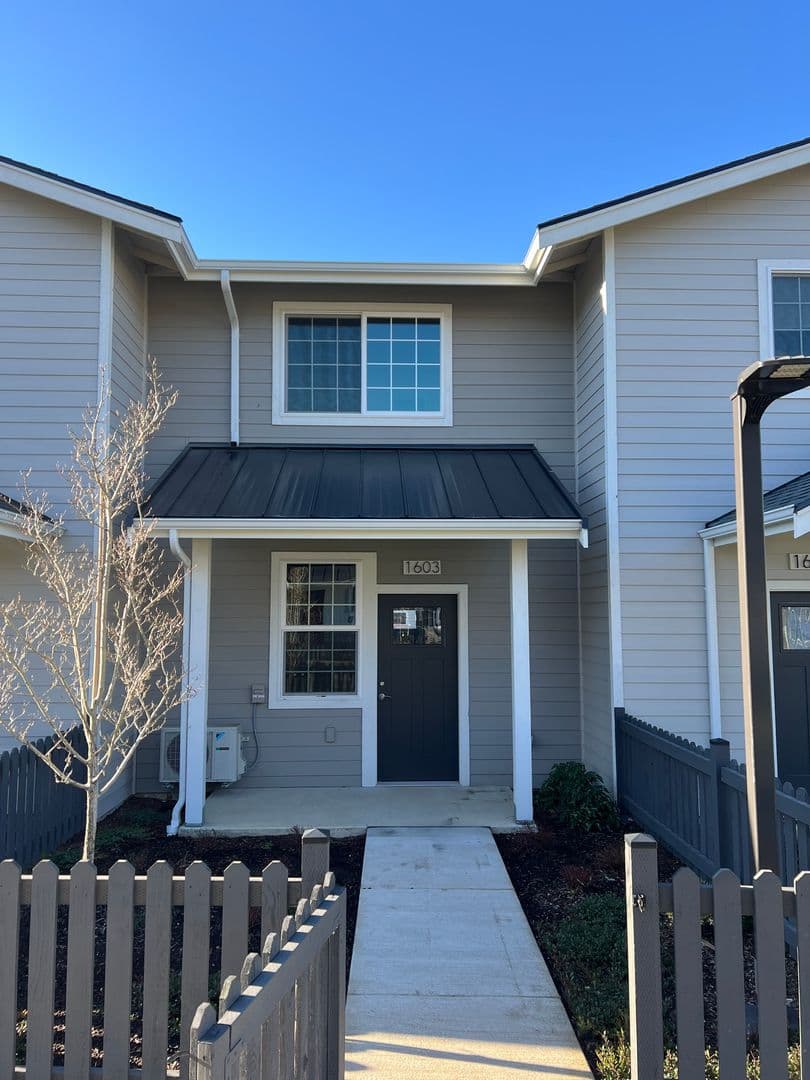 Bellingham Apartment: 1603-1704 Sunup Loop