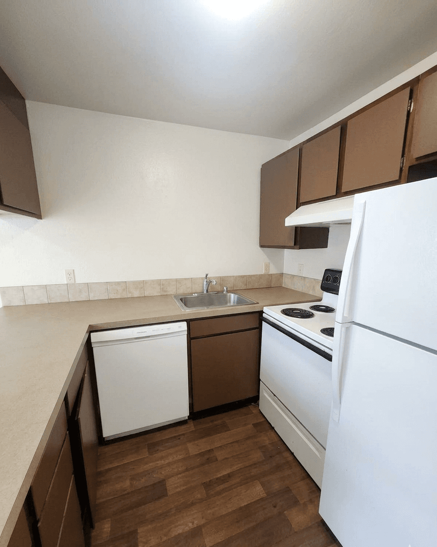 Bellingham Apartment: 926 23rd/927 22nd Street