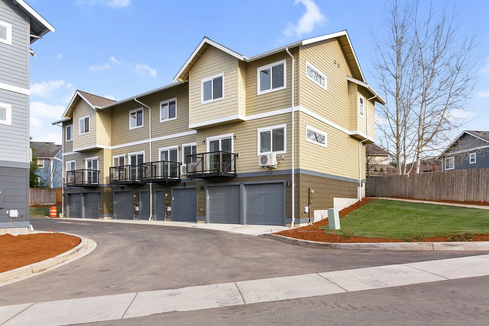 Bellingham Apartment: 4150 -4182 Track Street