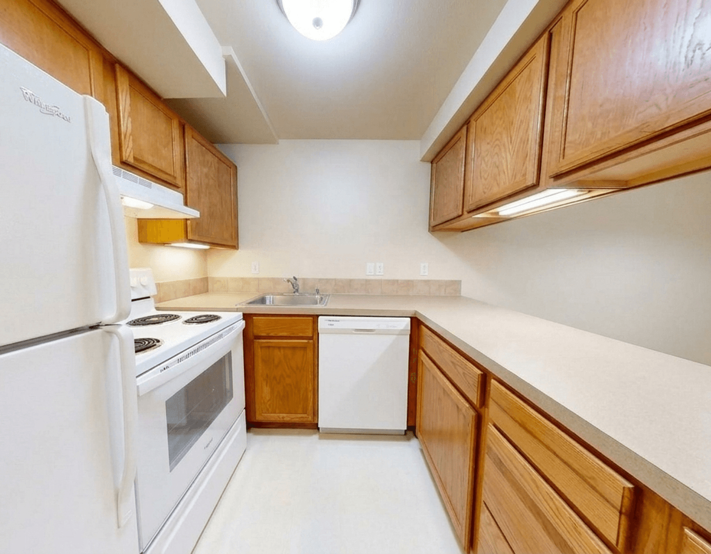 Bellingham Apartment: 926 23rd/927 22nd Street