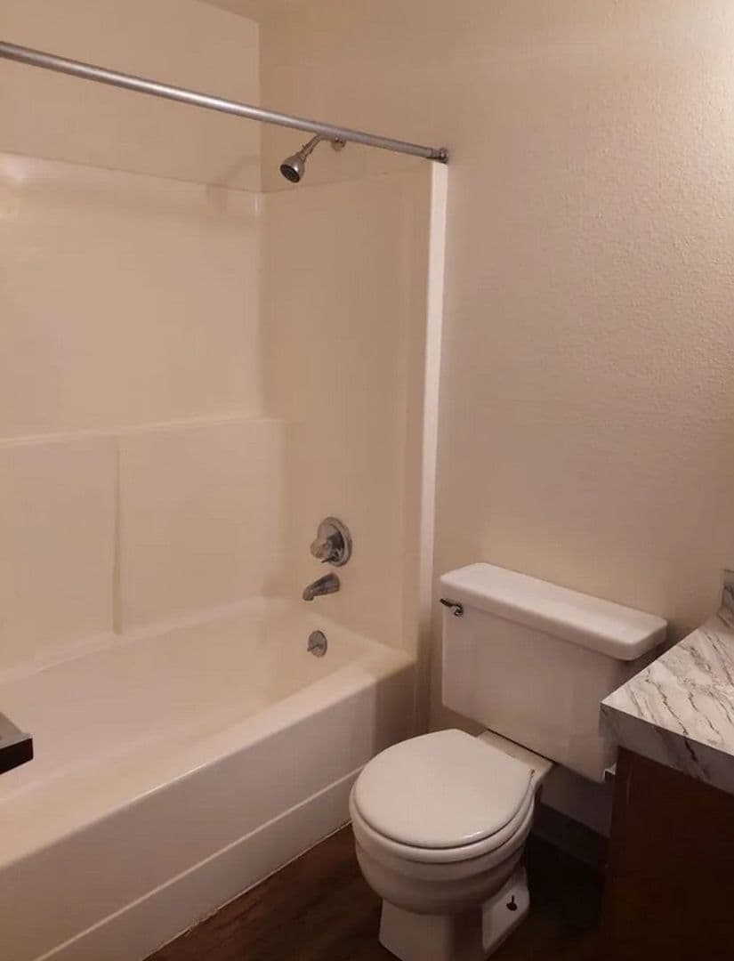 Bellingham Apartment: 924 21st Street