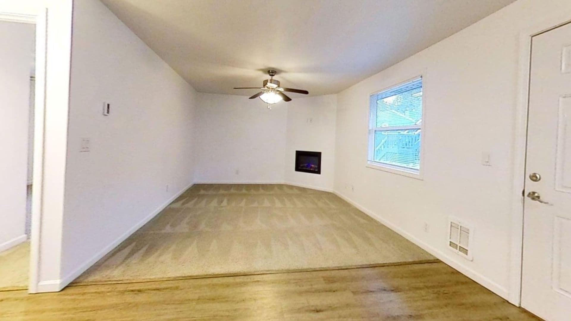 Bellingham Apartment: 3520/3528 Northwest Ave