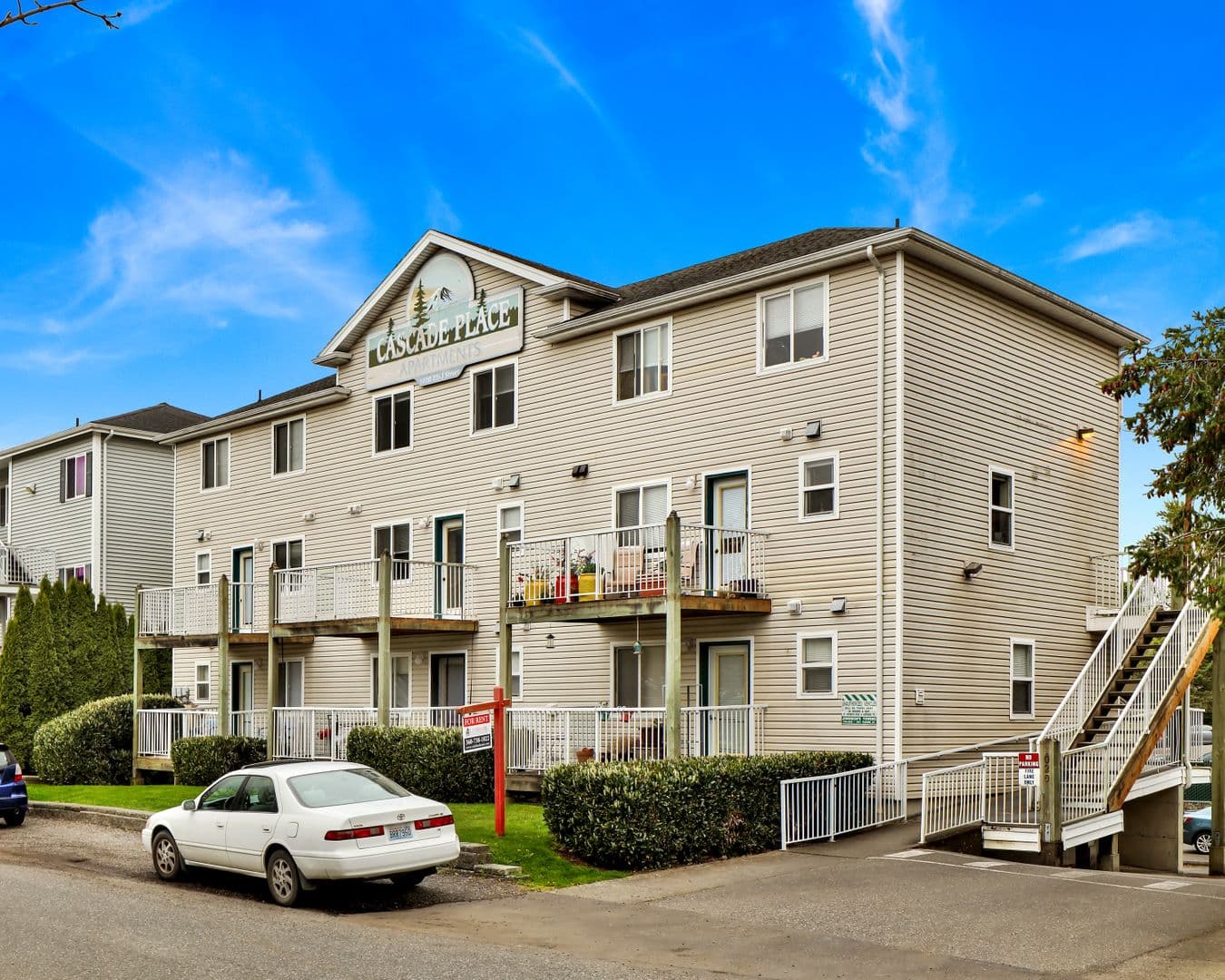 Bellingham Apartment: 1020 23rd Street