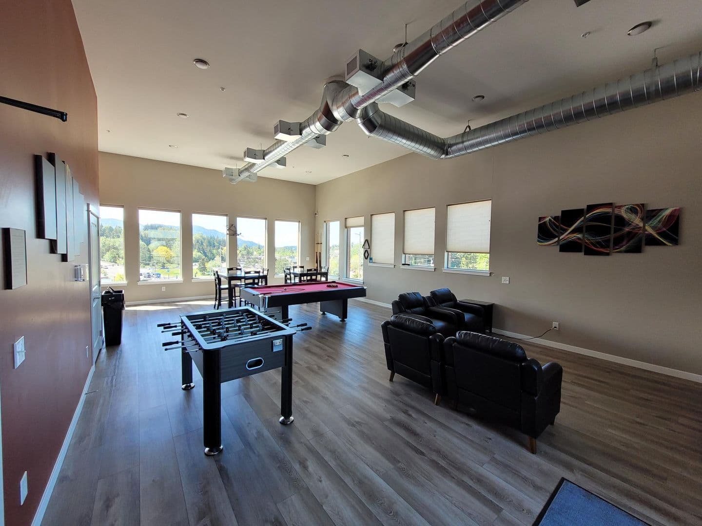 Bellingham Apartment: 109 Samish Way & 112 37th Street