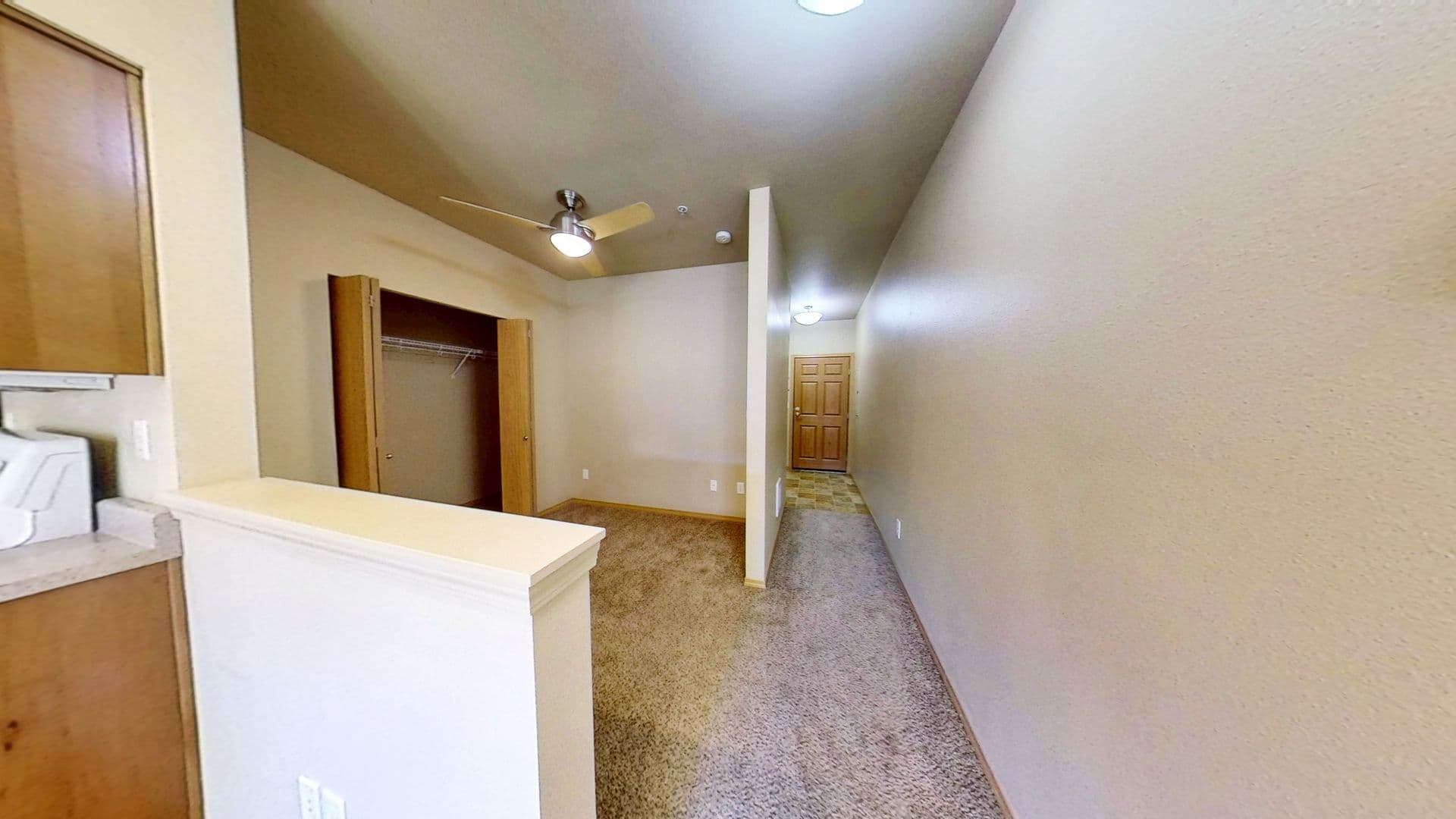 Bellingham Apartment: 1440 10th Street