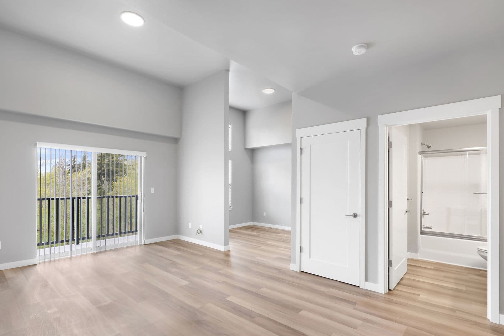 Bellingham Apartment: 4265 Creston Way