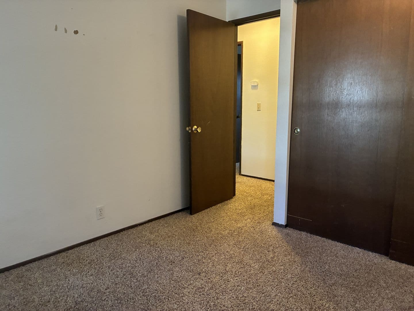 Bellingham House: 1335 Sommerset
