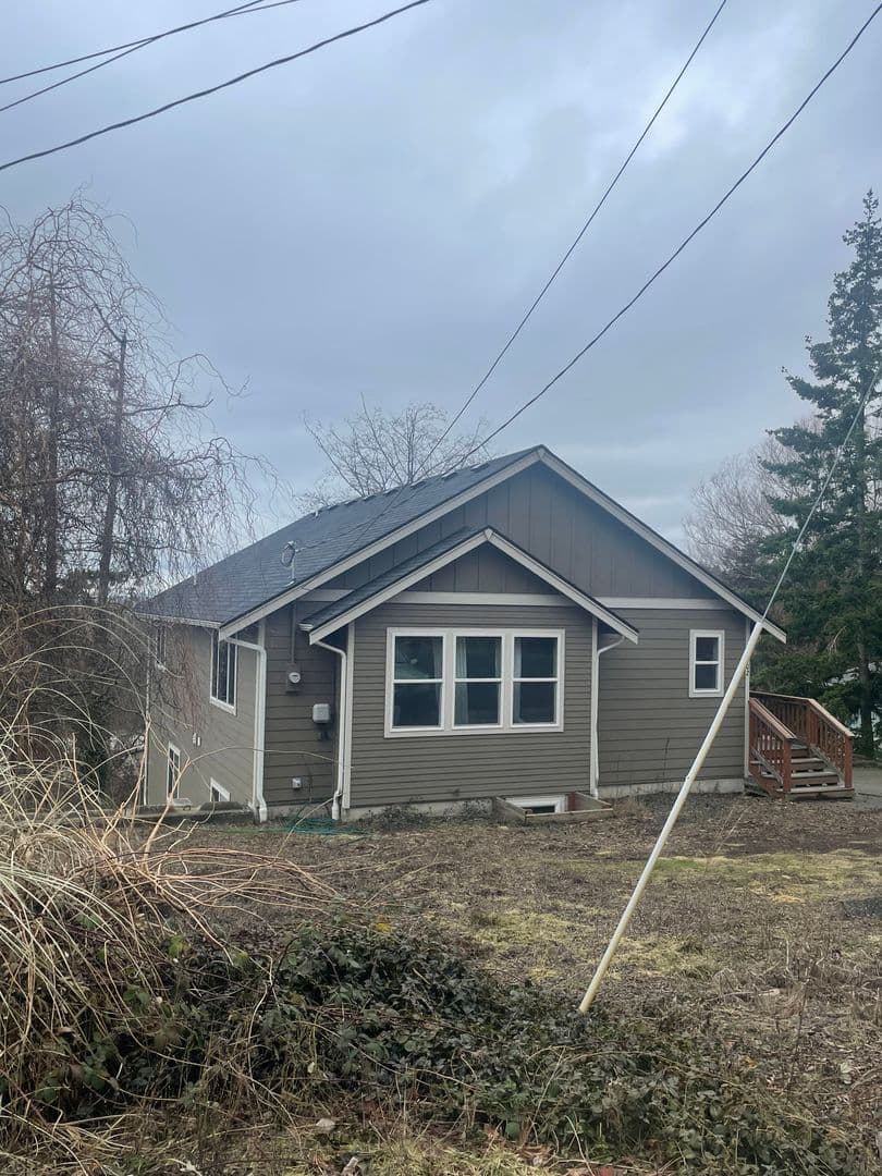 Bellingham House: 1402 34th Street