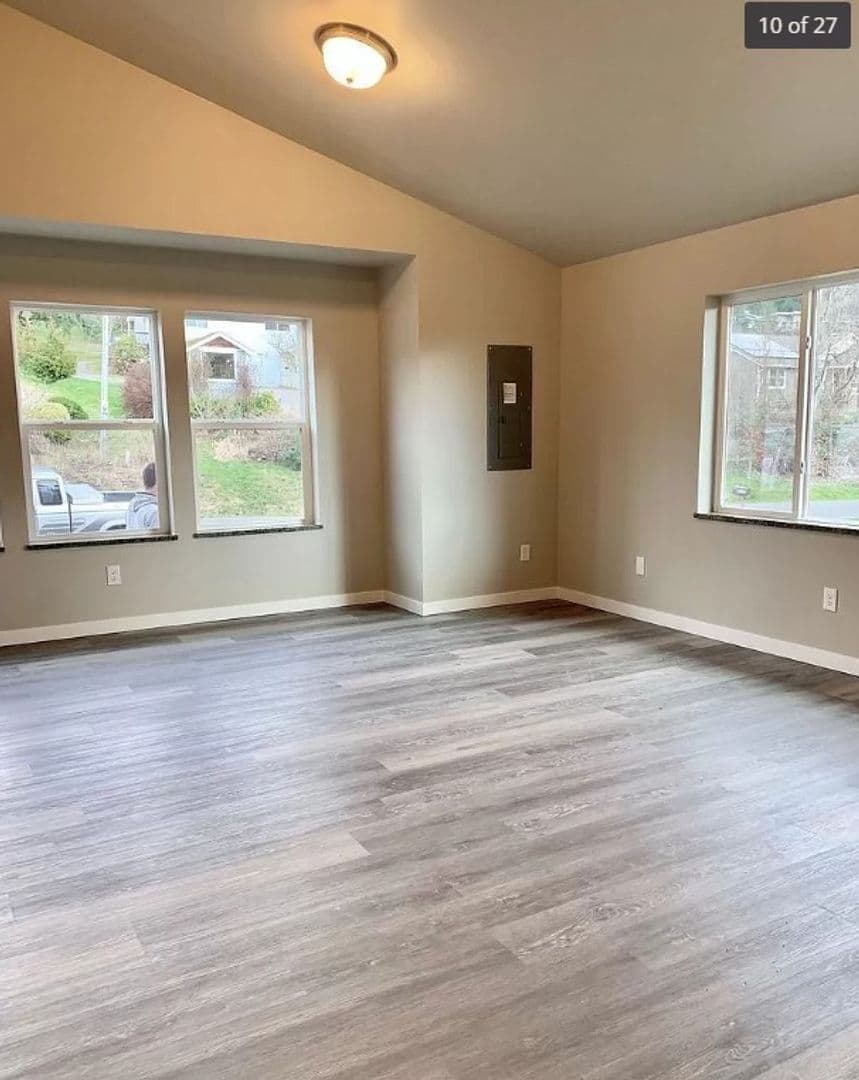 Bellingham House: 1402 34th Street