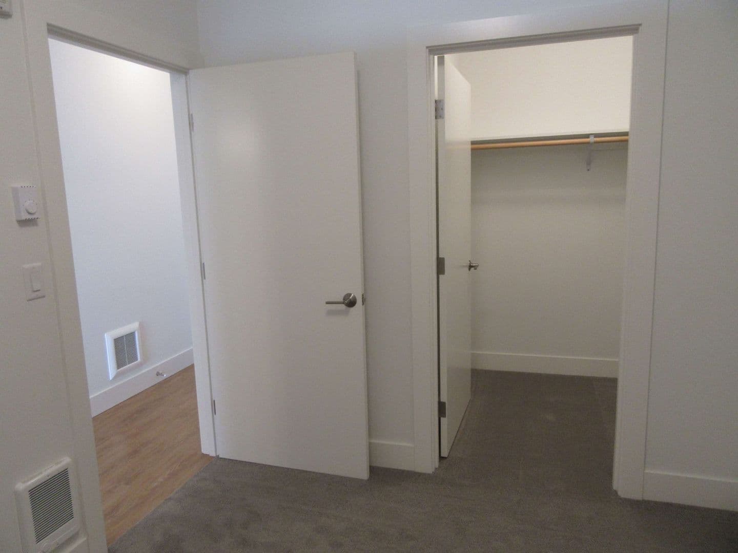 Bellingham Apartment: 1300 Mckenzie Avenue