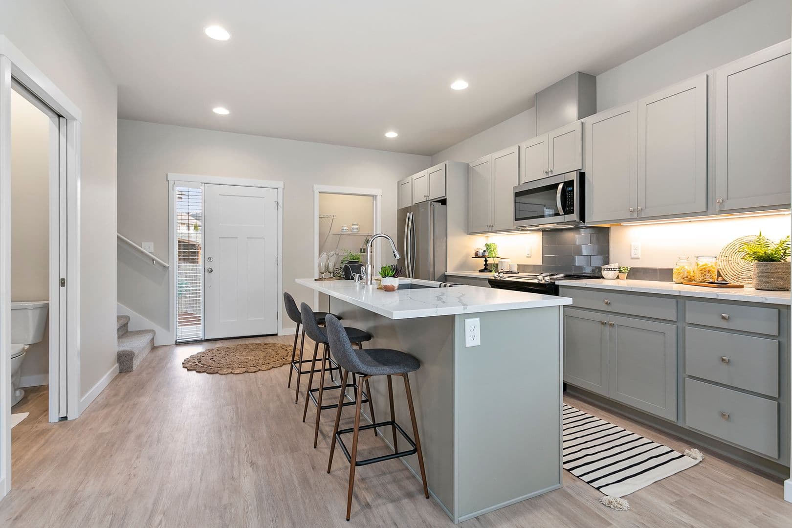 Bellingham Apartment: 4150 -4182 Track Street