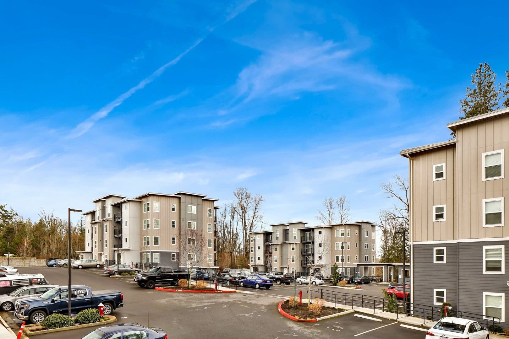 Bellingham Apartment: 541 -545 -549 E Kellogg Road