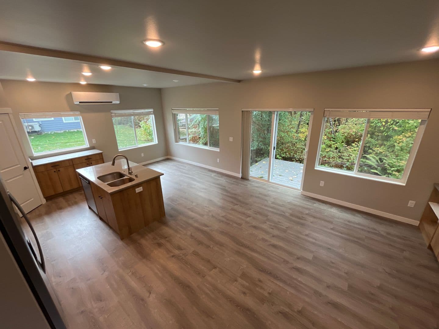 Blaine House: 2855 Sandwood Lane