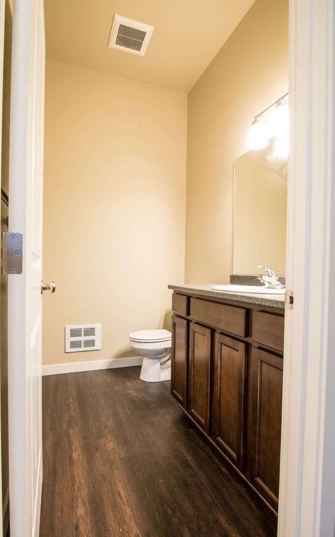 Bellingham Apartment: 1610 J St
