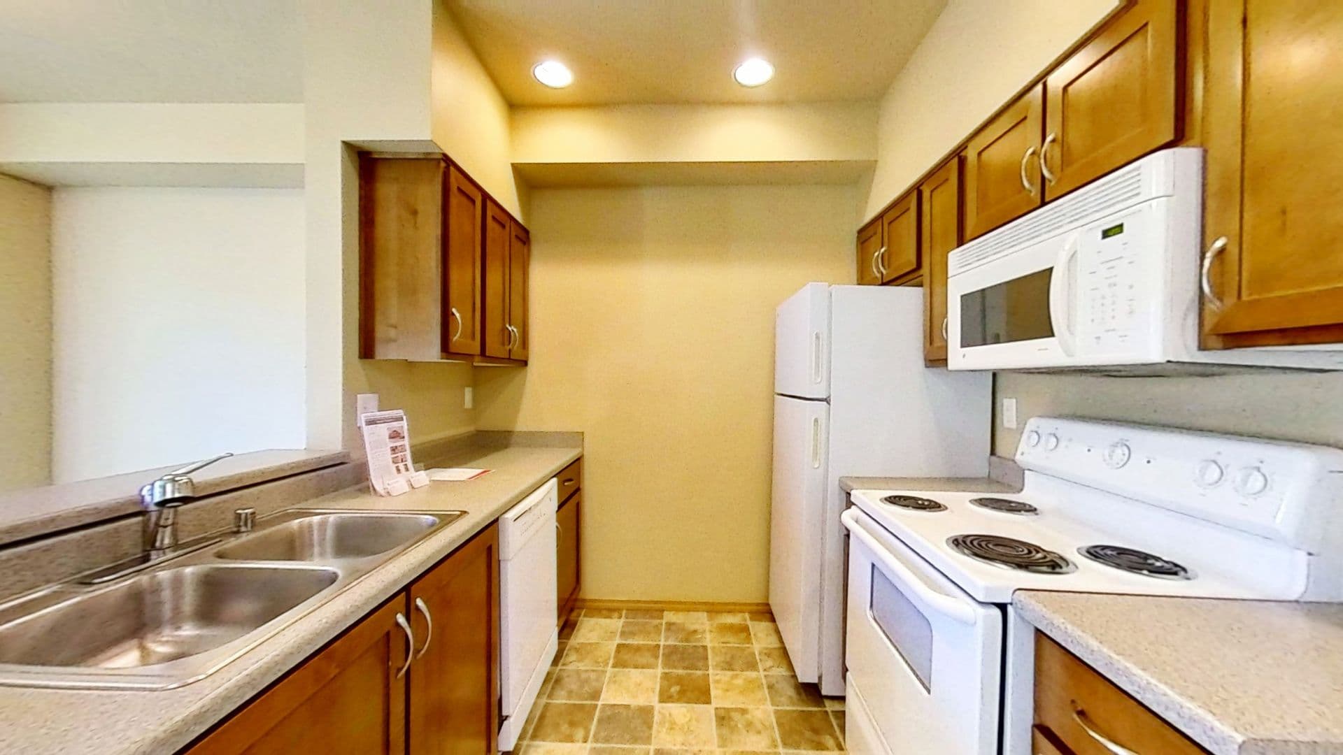 Bellingham Apartment: 1440 10th Street