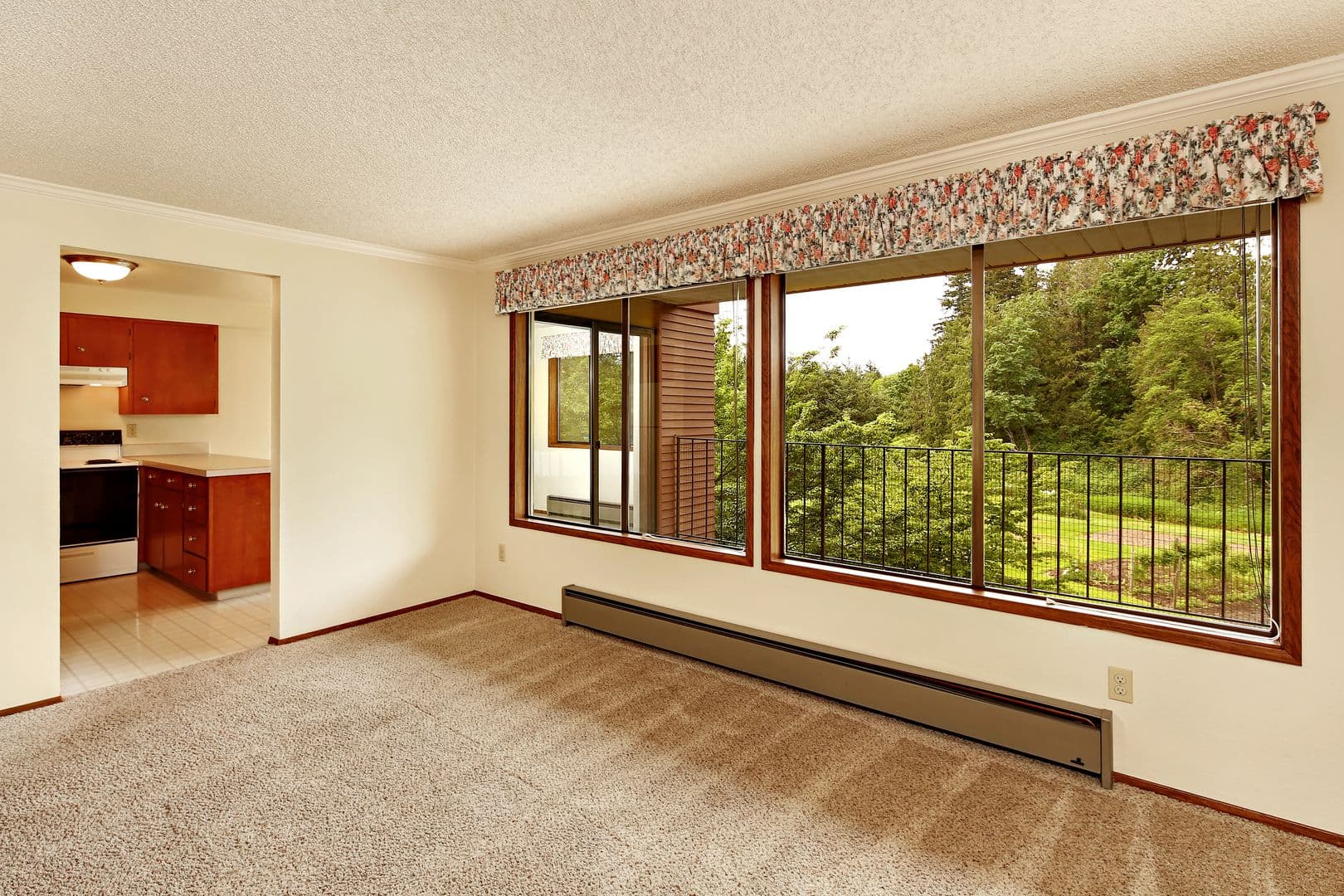 Lynden Apartment: La Villa Drive, 1412 Liberty St, 1414 Liberty St, 14th St