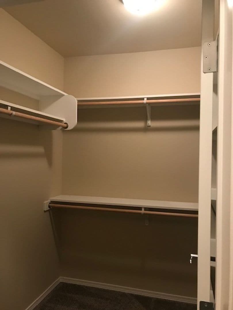 Bellingham Apartment: 600 Boulevard