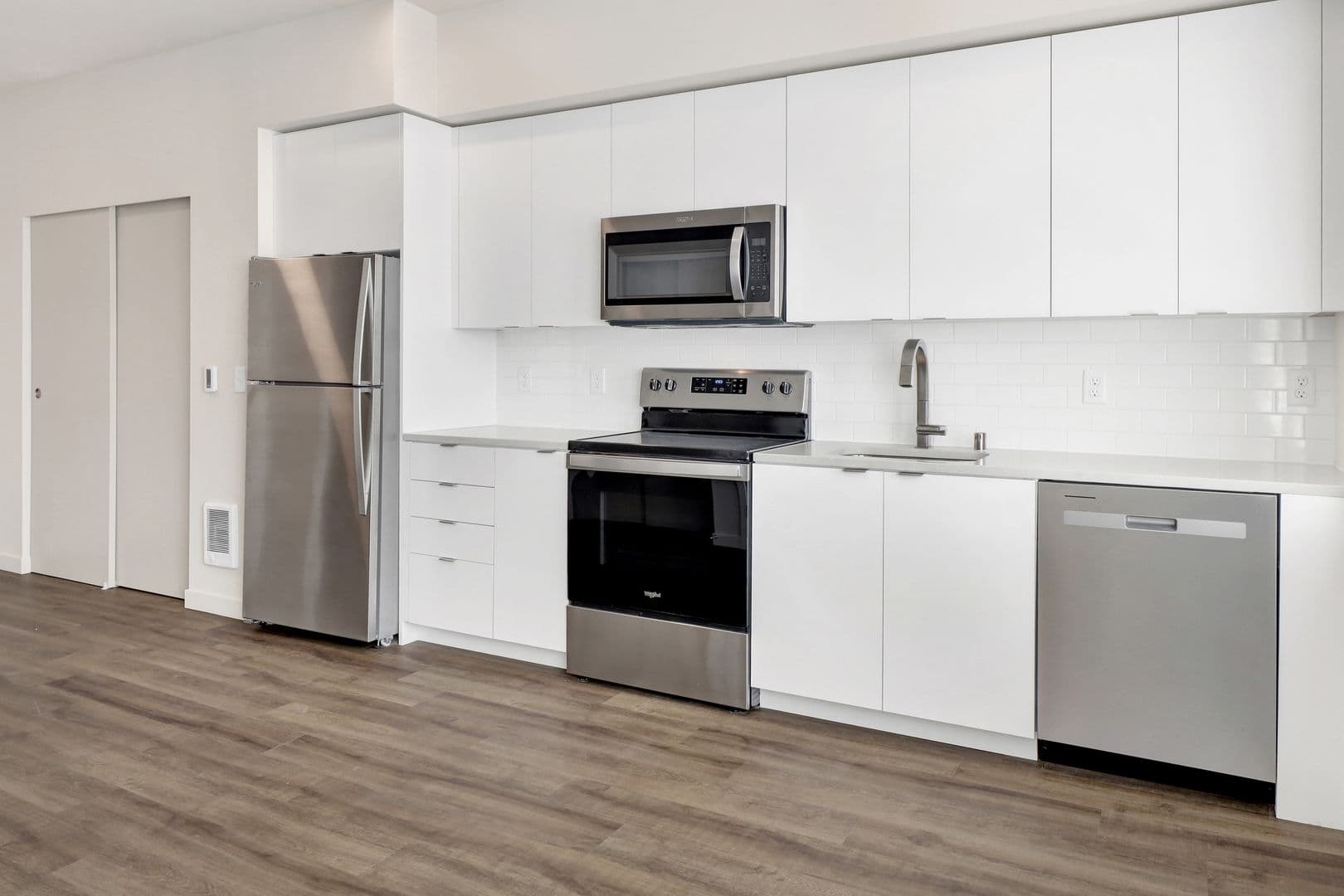 Bellingham Apartment: 1818 D Street