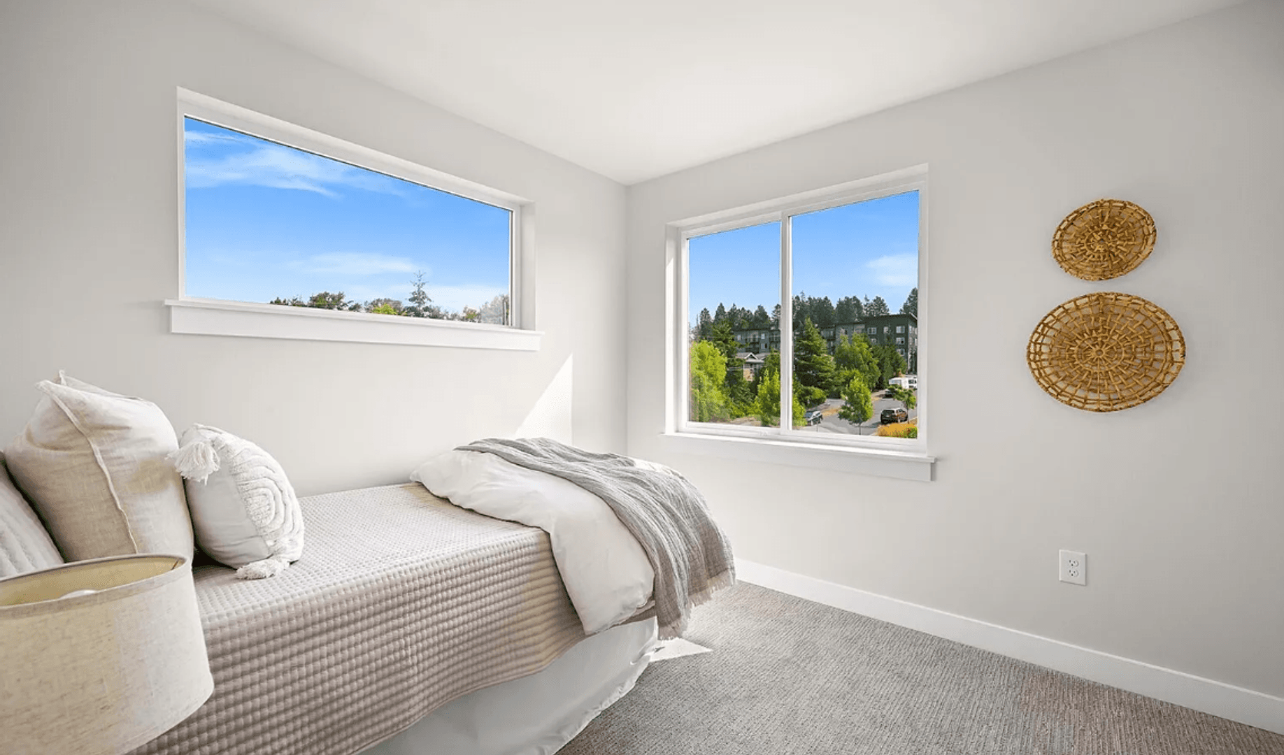 Bellingham Apartment: 217-219 Prince Ave