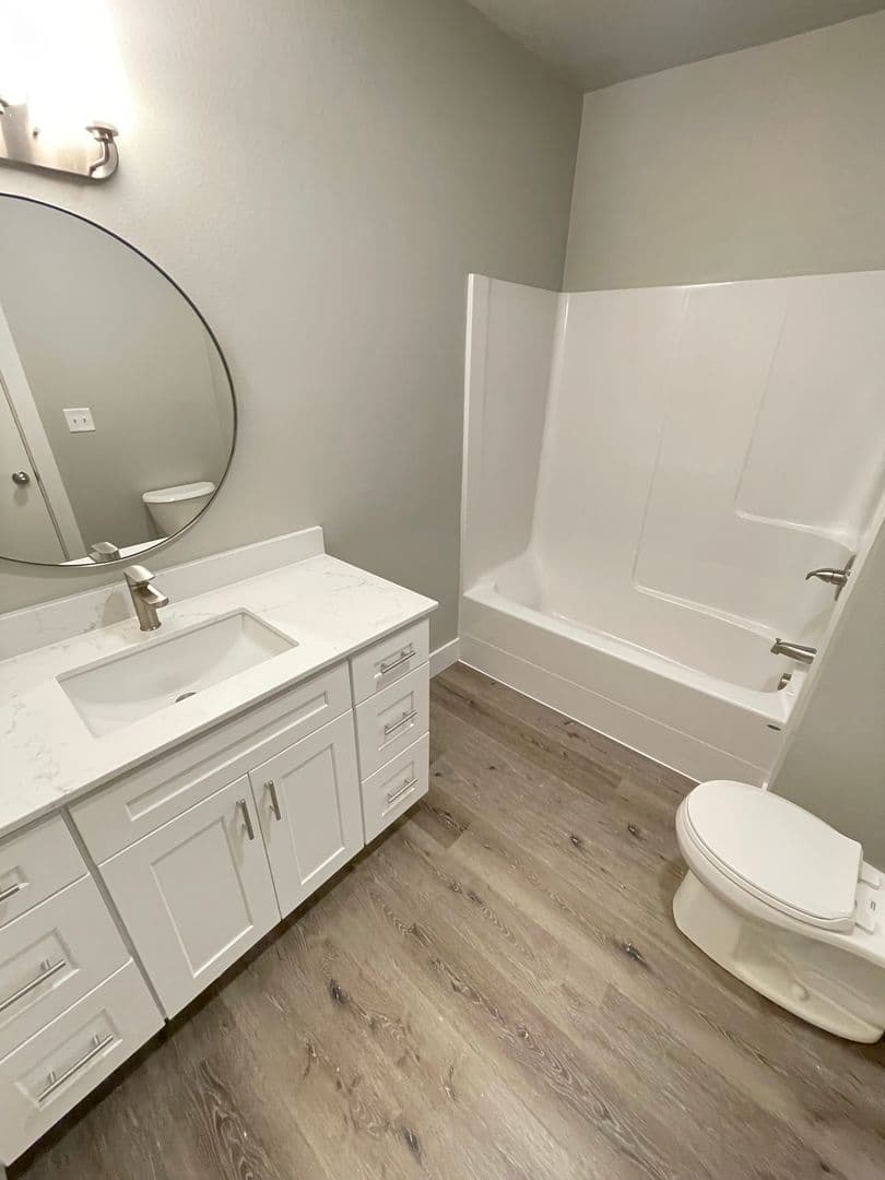 Bellingham House: 3109 Birchwood Ave