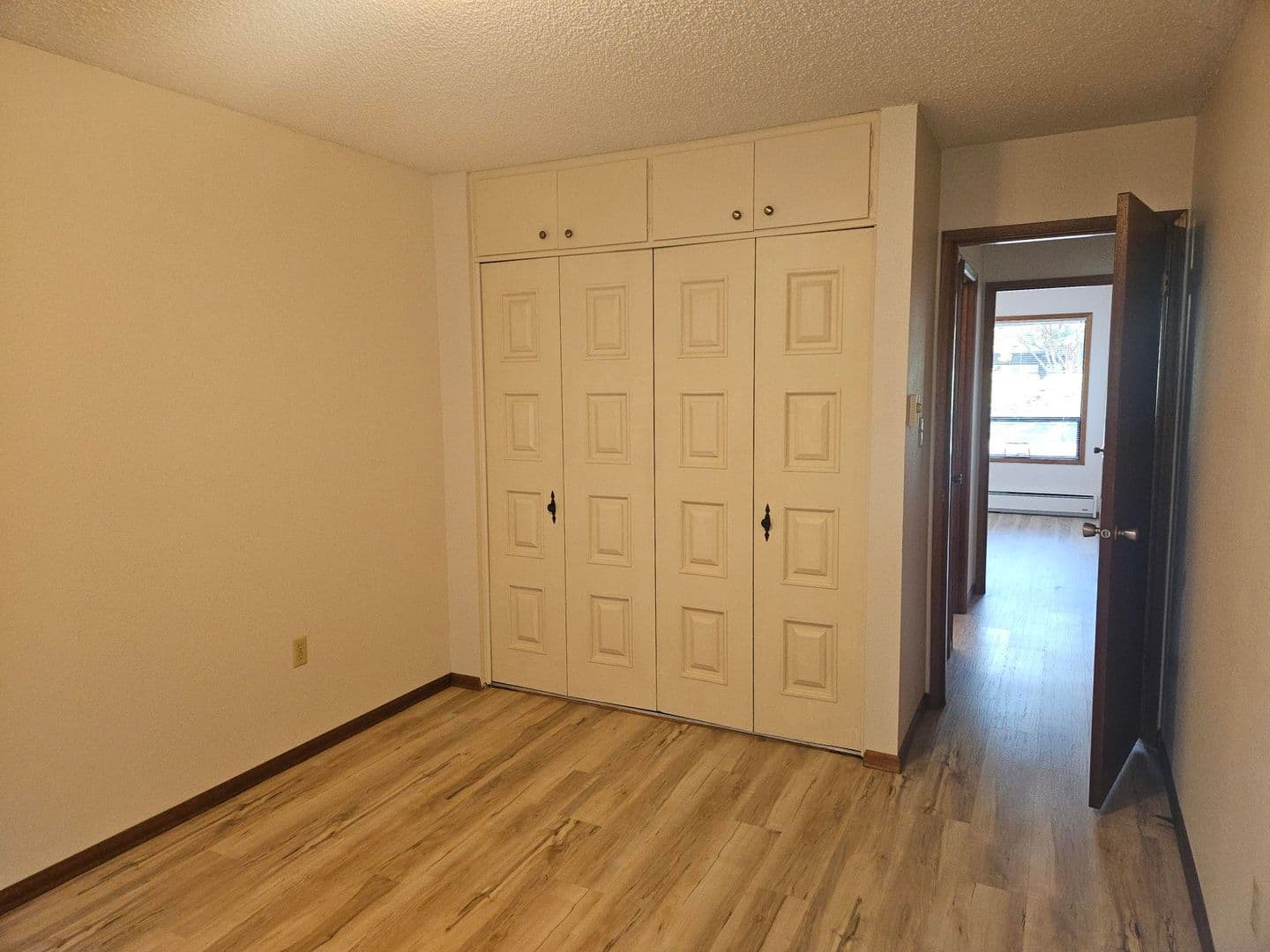 Lynden Apartment: La Villa Drive, 1412 Liberty St, 1414 Liberty St, 14th St