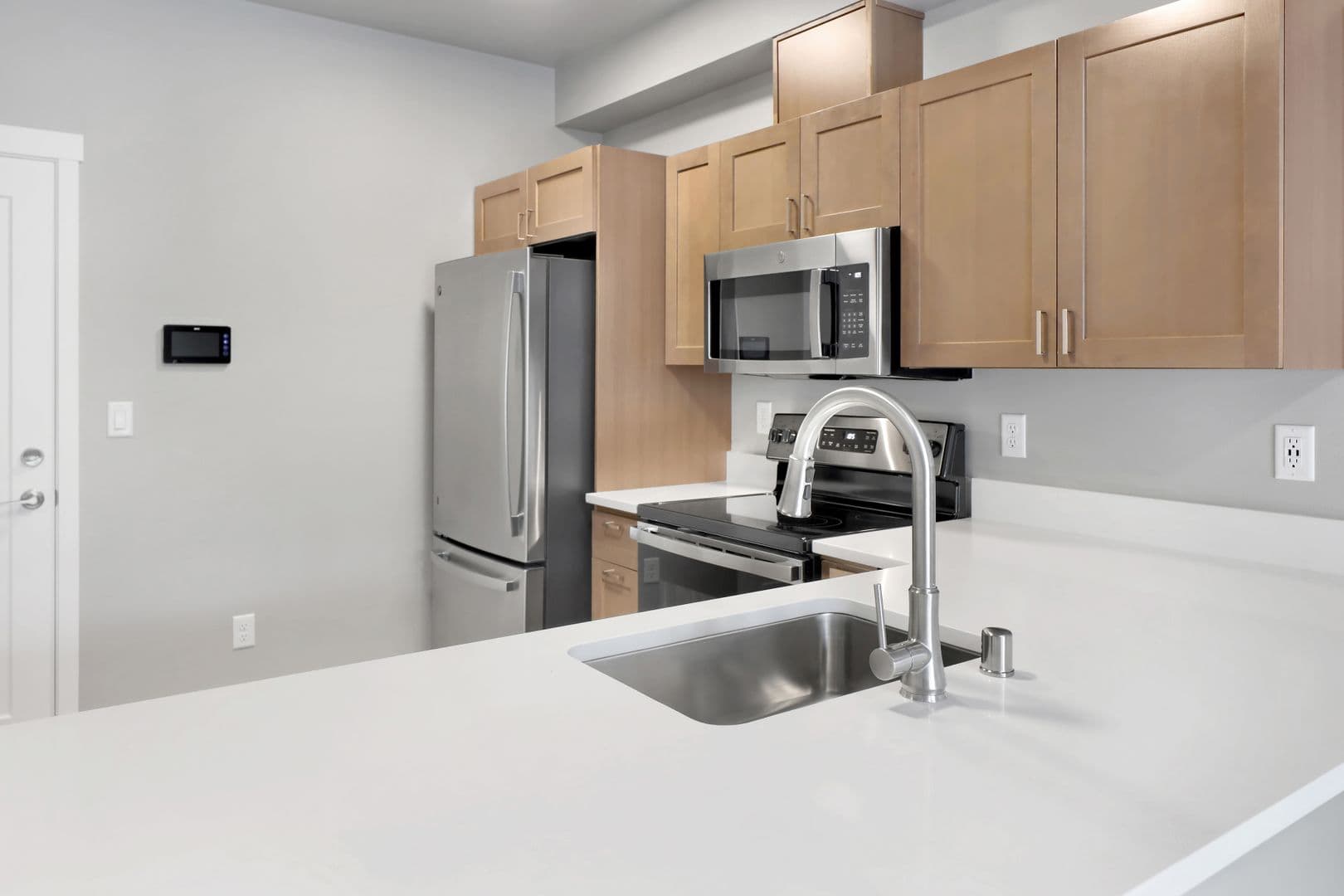 Bellingham Apartment: 4265 Creston Way