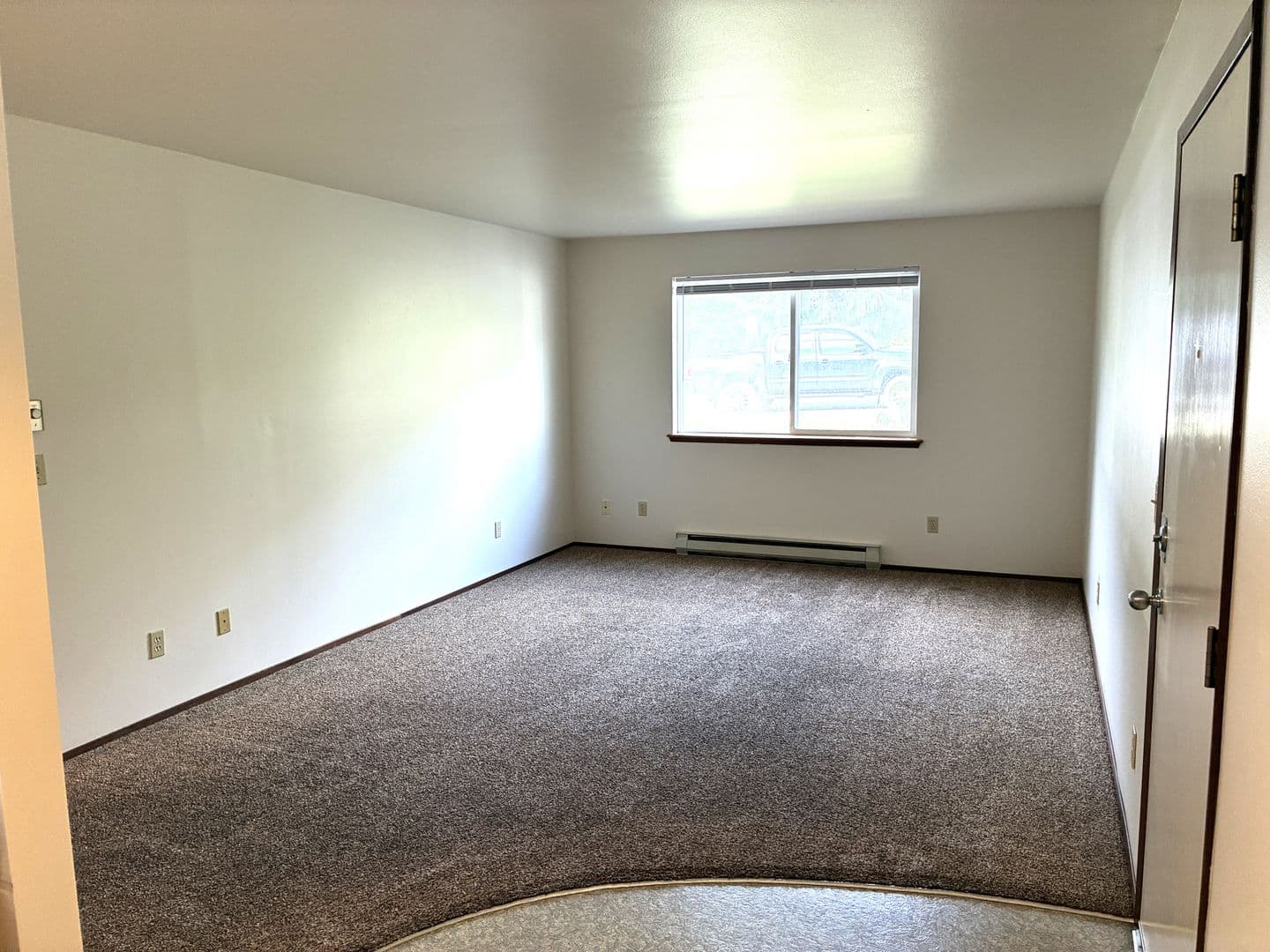 Bellingham Apartment: 907 21st St