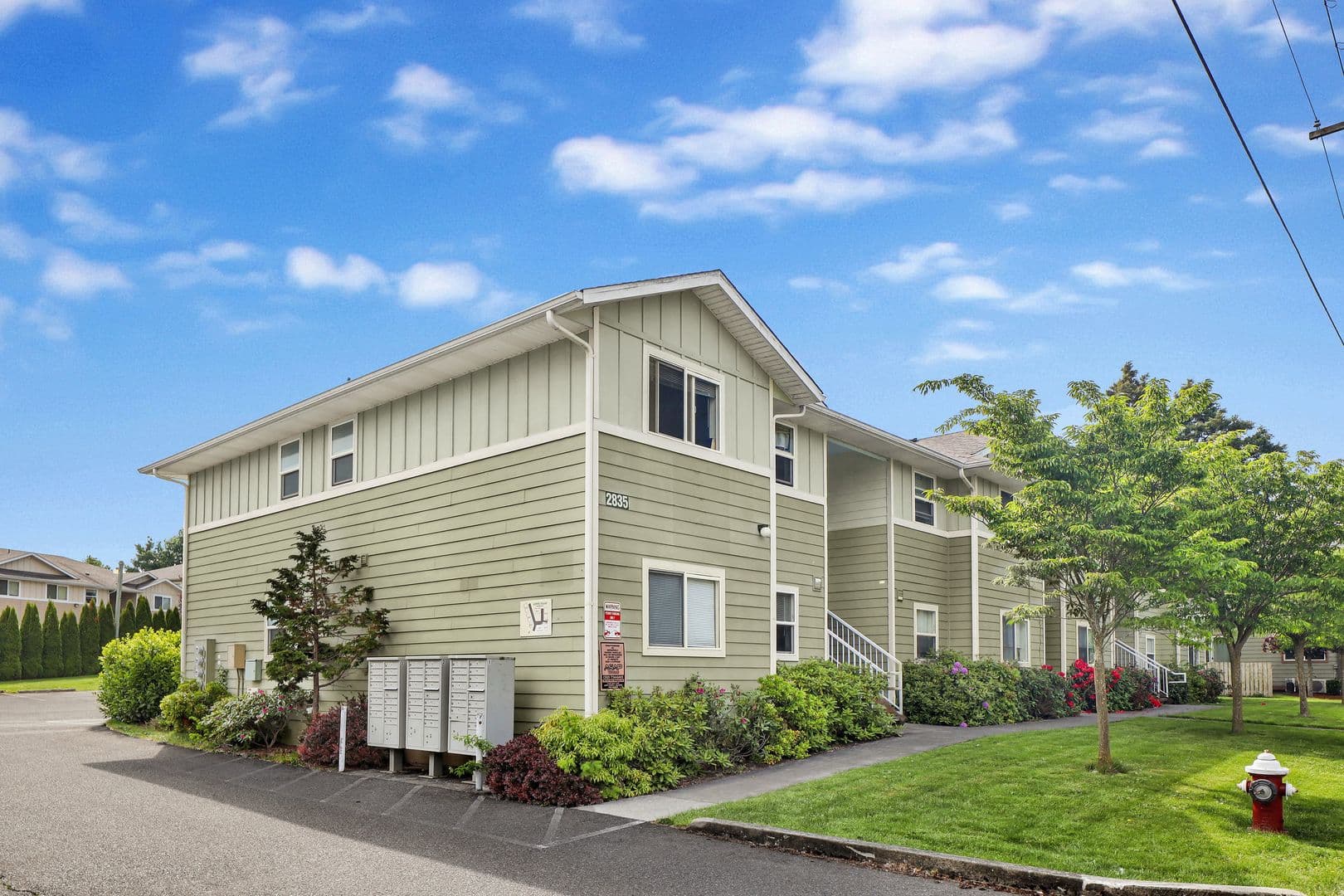 Bellingham Apartment: 2823 - 2835 W Maplewood Avenue