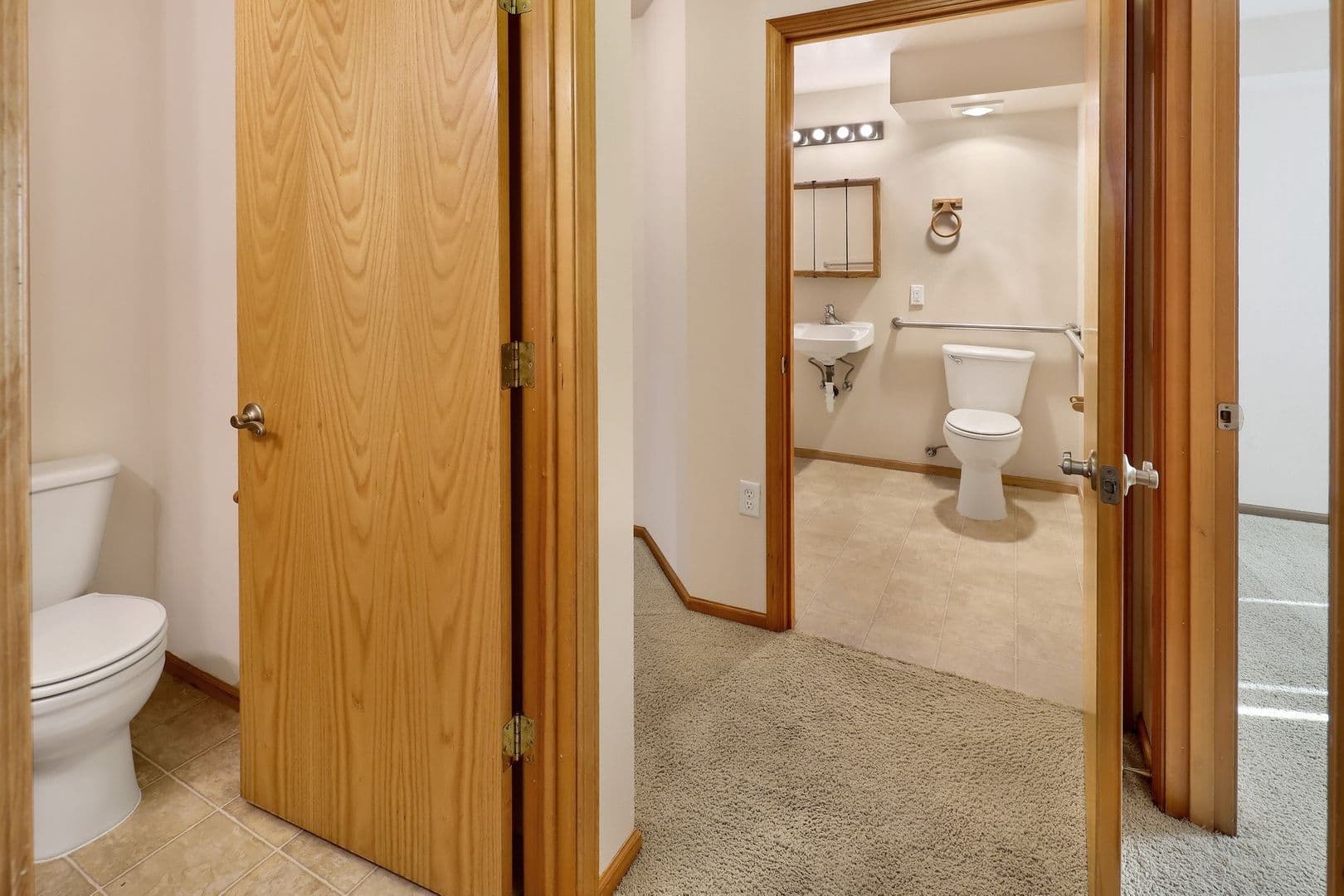 Bellingham Apartment: 230, 240 & 250 32nd Street