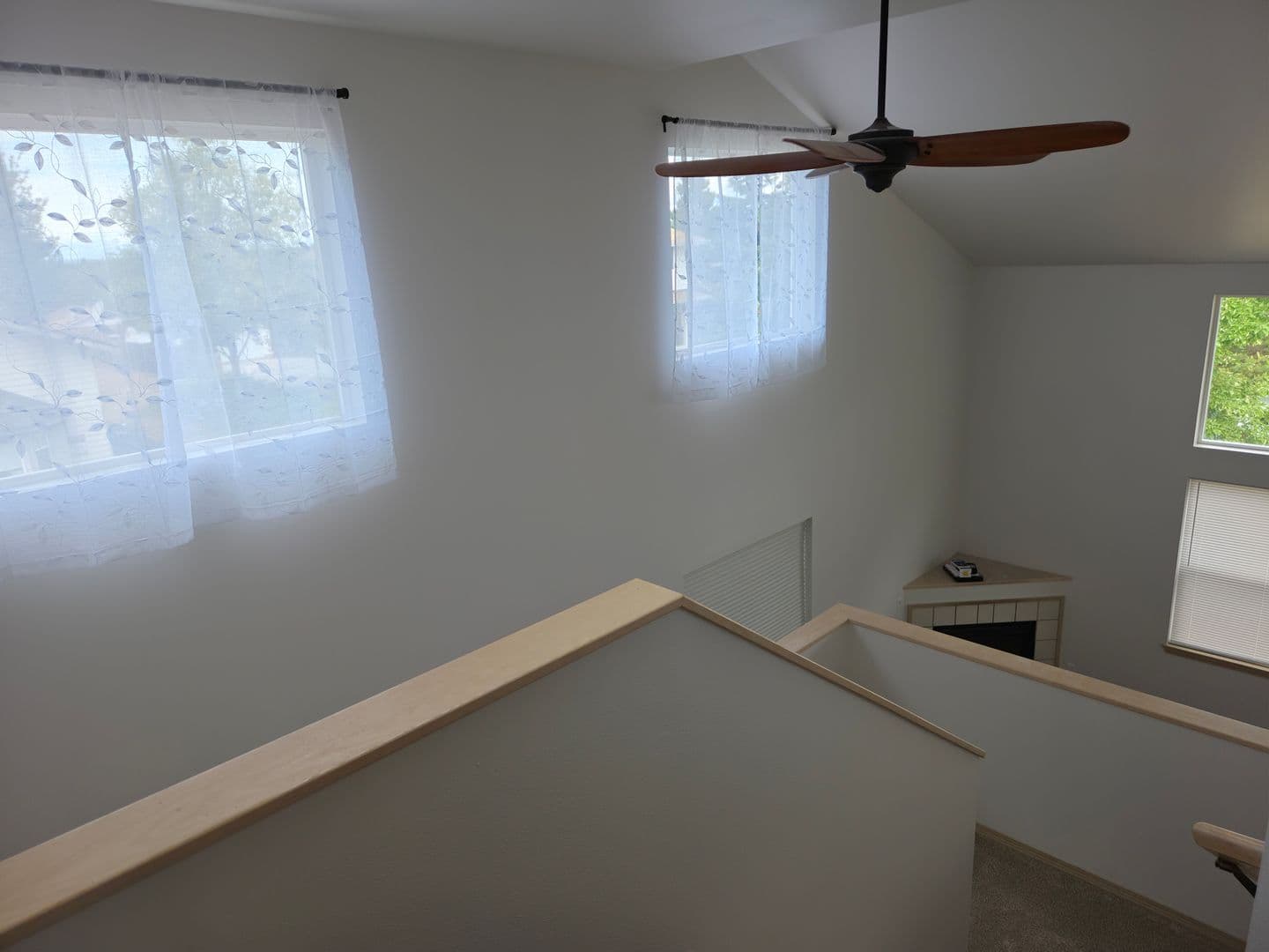 Bellingham Apartment: 2505 Kentucky