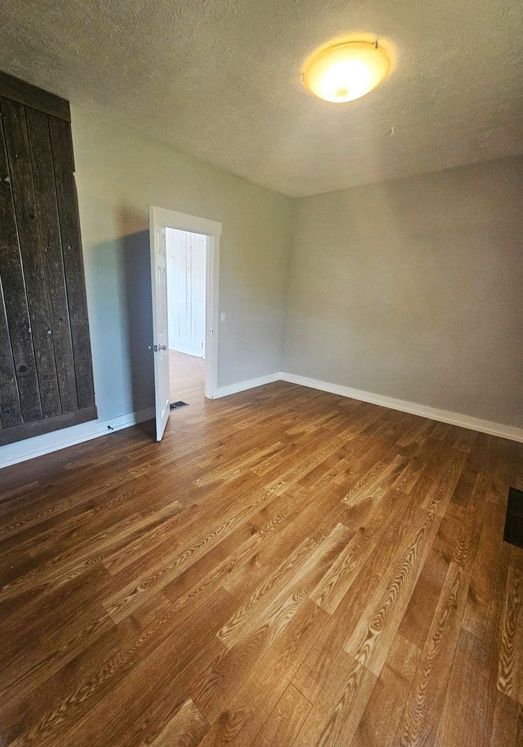 Bellingham House: 1515 12th Street - 1515