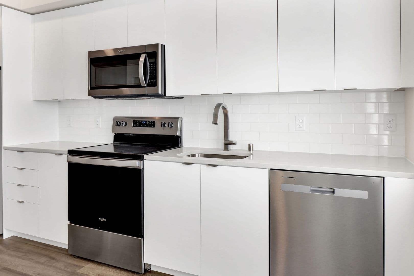 Bellingham Apartment: 1818 D Street