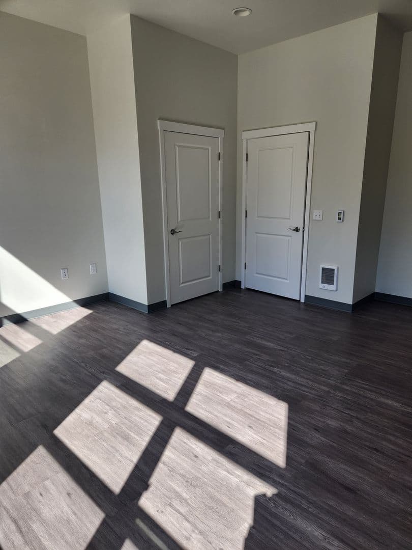 Bellingham Apartment: 1440 10th Street