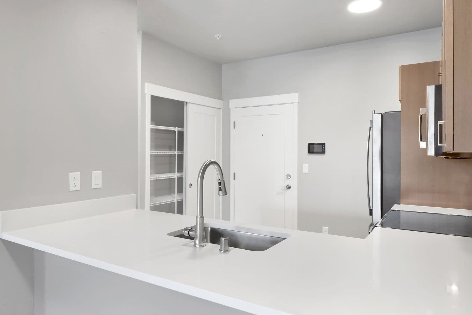 Bellingham Apartment: 4265 Creston Way