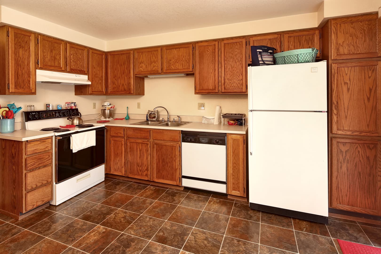 Lynden Apartment: La Villa Drive, 1412 Liberty St, 1414 Liberty St, 14th St