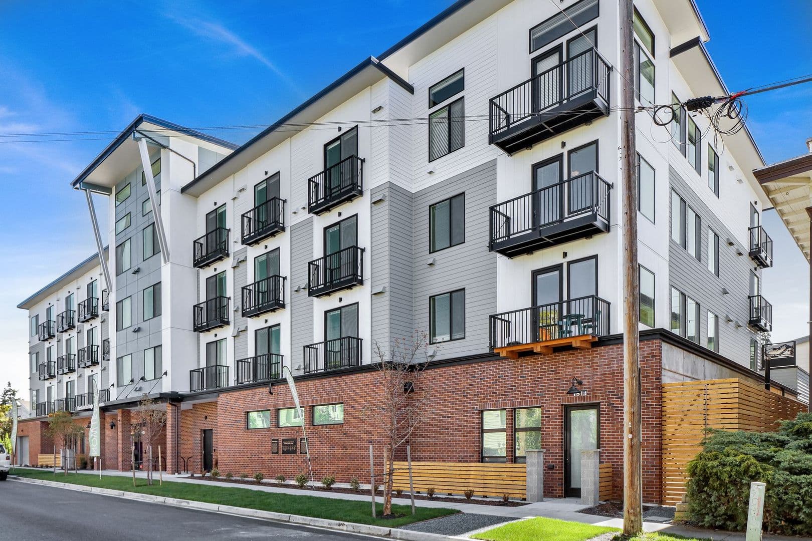 Bellingham Apartment: 1818 D Street