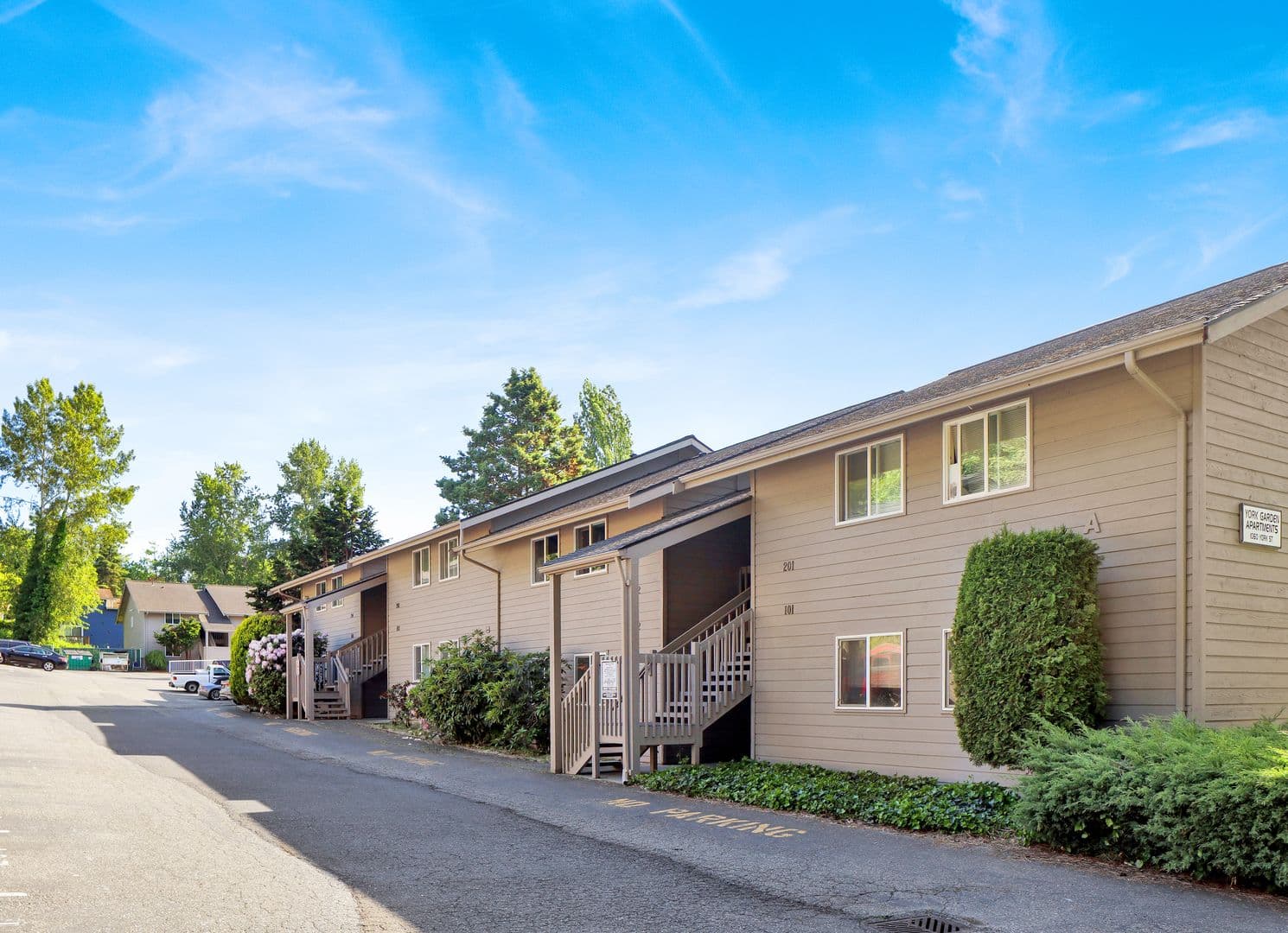 Bellingham Apartment: 1060 York Street