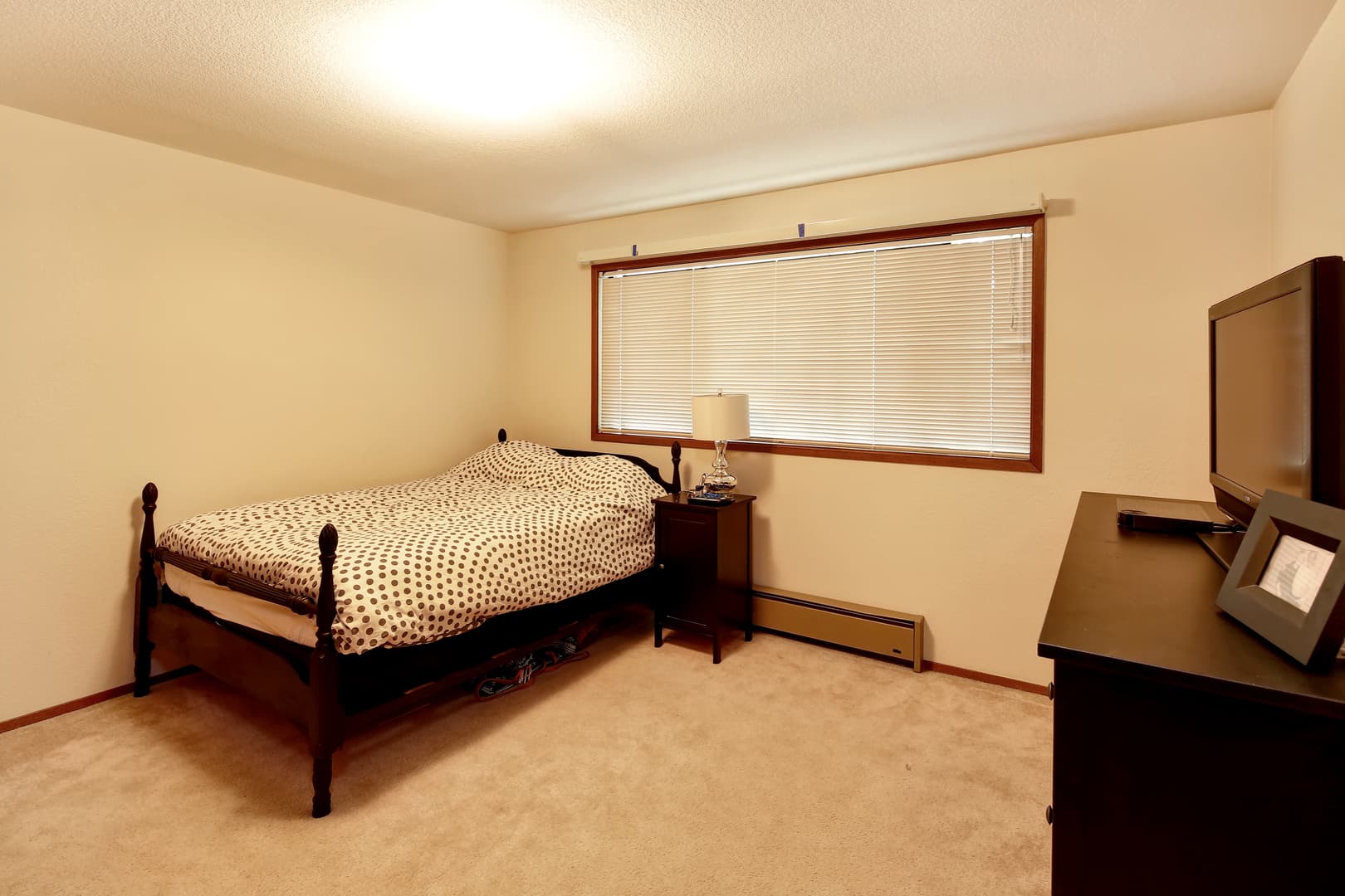 Lynden Apartment: La Villa Drive, 1412 Liberty St, 1414 Liberty St, 14th St