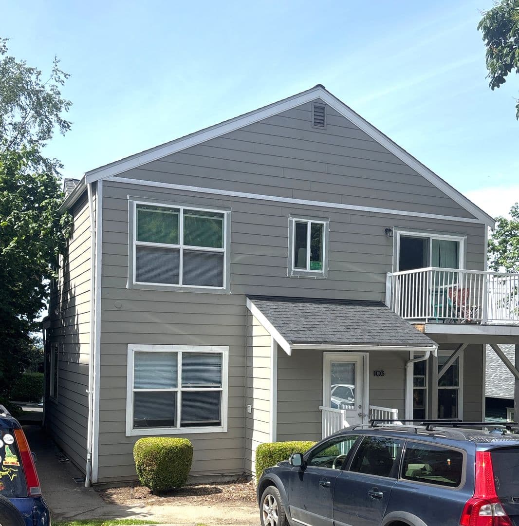 Bellingham Apartment: 814 High Street