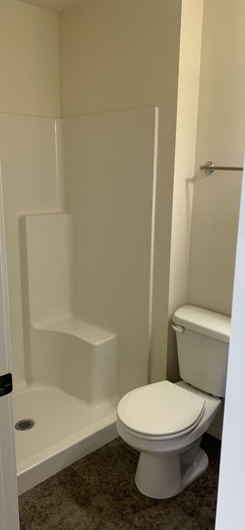Bellingham Apartment: 2305 Douglas Avenue
