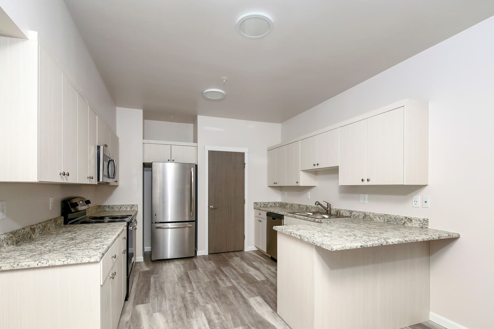 Bellingham Apartment: 110 S Ashley Street & 140 S Ashley Street